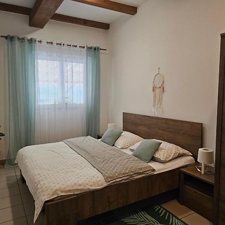 Apartman U Sudu Kobylí المظهر الخارجي الصورة